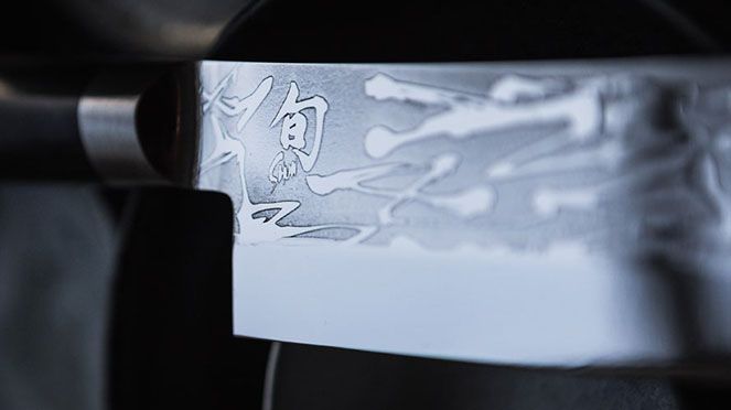 
                    Klinge des Shun Pro Sho Nakiri in einzigartiger Optik