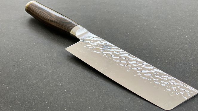 
                    Tim Mälzer Nakiri, per verdure