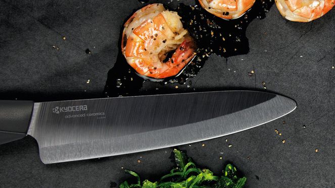 
                    Shin chef's knife from Kyocera