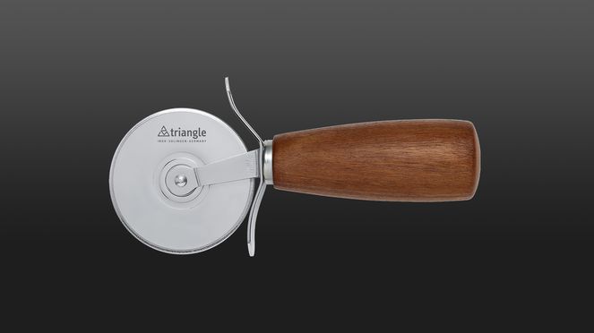 
                    triangle® pizza cutter with walnut wood handle