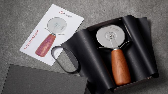 
                    triangle® pizza cutter made in Solingen